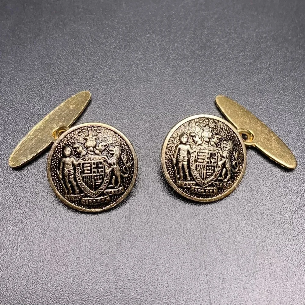 Crest Shield Lion Round Cufflinks